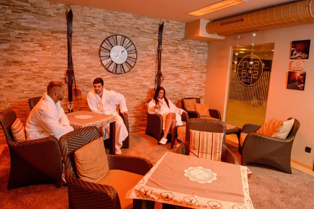 Hotel Fuchspalast Sankt Veit an der Glan Luaran gambar