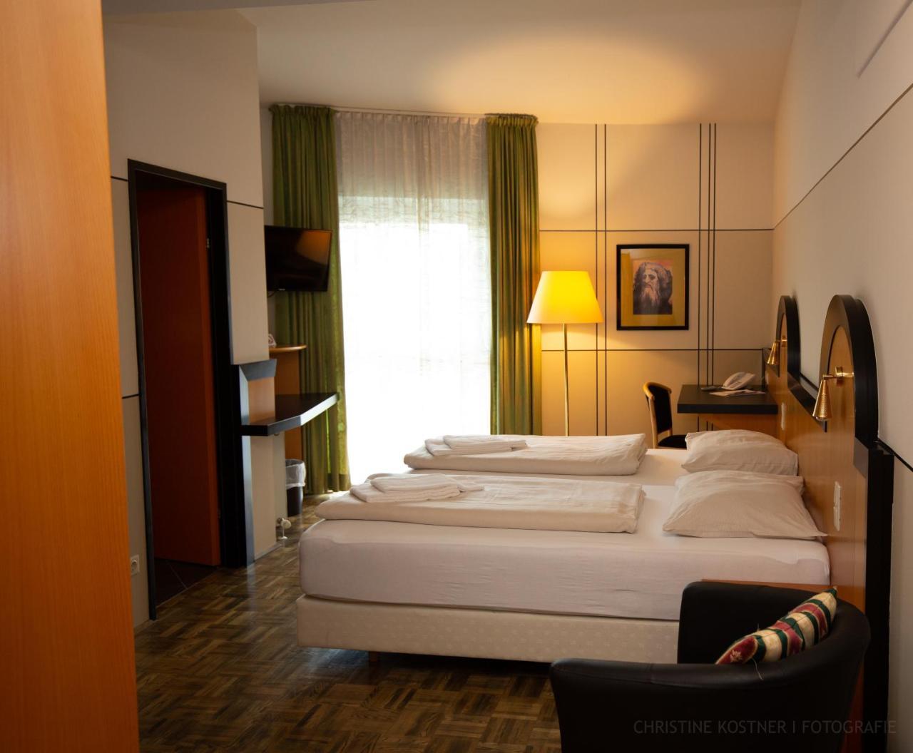 Hotel Fuchspalast Sankt Veit an der Glan Luaran gambar